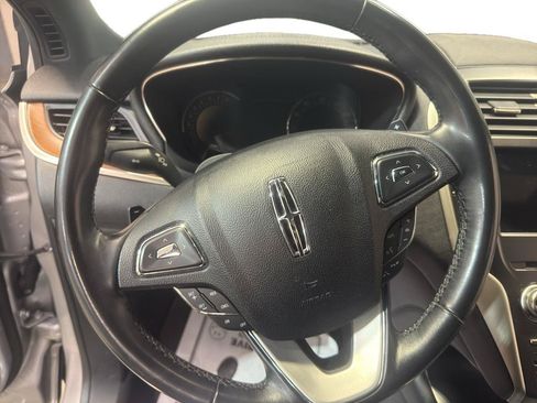 Used 2019 Lincoln MKC Select AWD/4WD image 17