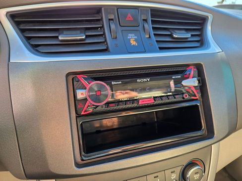 Used 2014 Nissan Sentra S image 24