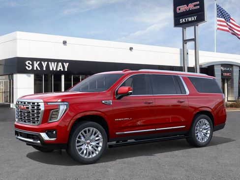 New 2026 GMC Yukon XL Denali w/ Sun & Power Step Package image 38