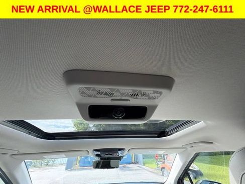 Used 2025 Kia Carnival SX Prestige FWD image 11