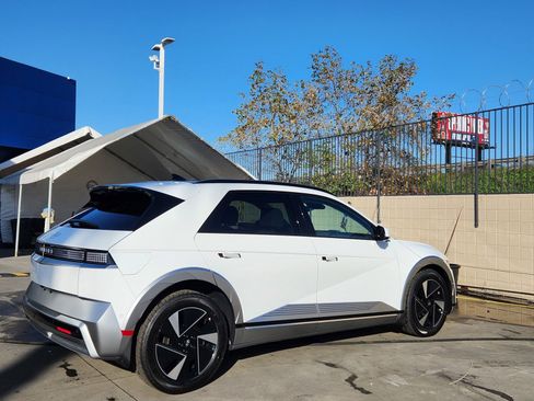 New 2026 Hyundai Ioniq 5 Limited image 7