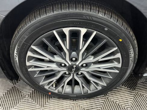 Certified 2023 Kia Forte GT-Line w/ GT-Line Premium Package image 38