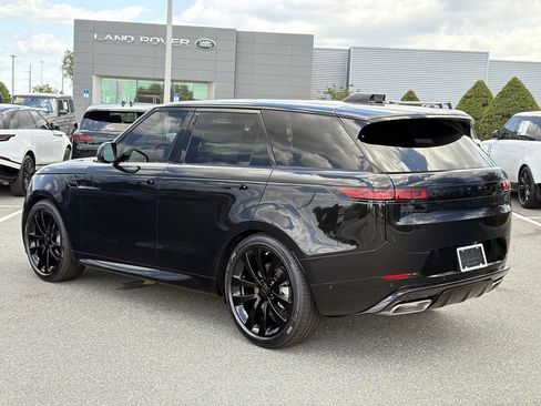 New 2026 Land Rover Range Rover Sport Dynamic SE AWD/4WD image 3