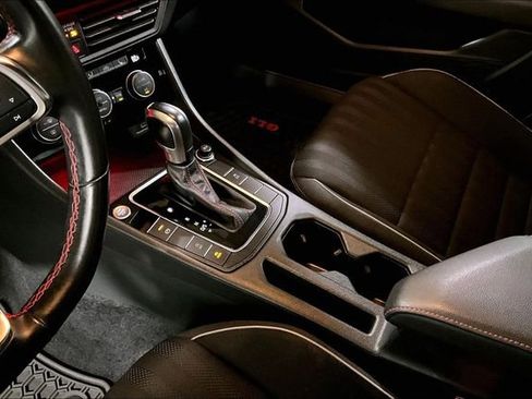 Used 2021 Volkswagen Jetta GLI image 33