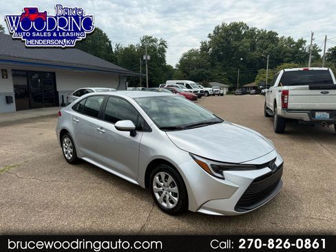 Used 2024 Toyota Corolla LE FWD image 1
