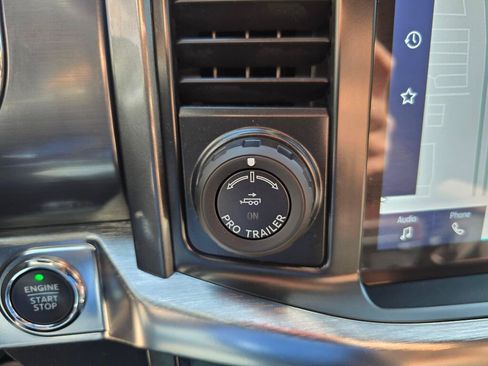 Used 2022 Ford F150 Lariat w/ Equipment Group 502A High AWD/4WD image 40