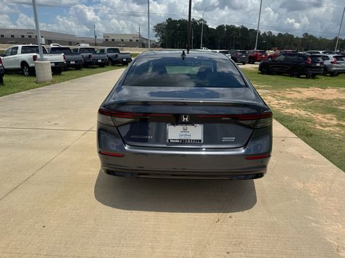 Certified 2024 Honda Accord Touring image 7