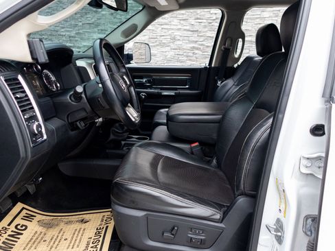 Used 2014 RAM 2500 Laramie image 38