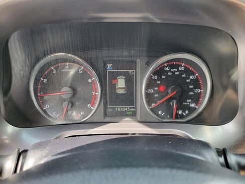 Used 2018 Toyota RAV4 SE w/ Power Extra Value Package image 31