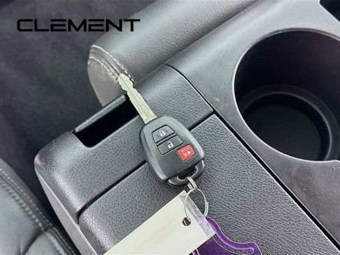 Used 2019 Toyota Tundra SR5 image 23