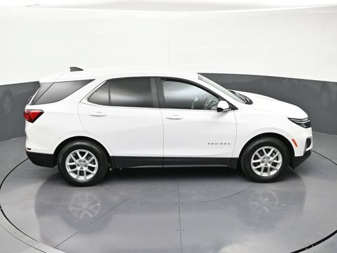 Used 2023 Chevrolet Equinox LT AWD/4WD image 21
