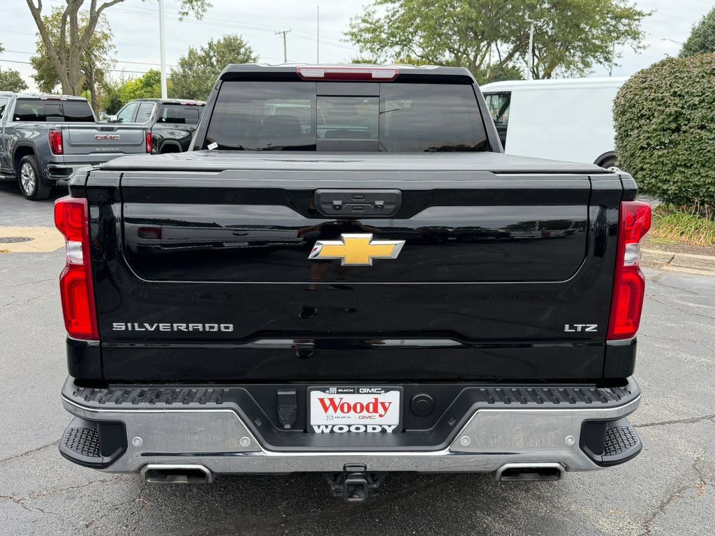 Certified 2024 Chevrolet Silverado 1500 LTZ AWD/4WD image 8