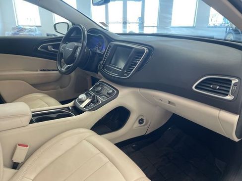 Used 2015 Chrysler 200 C w/ Navigation & Sound Group I image 24