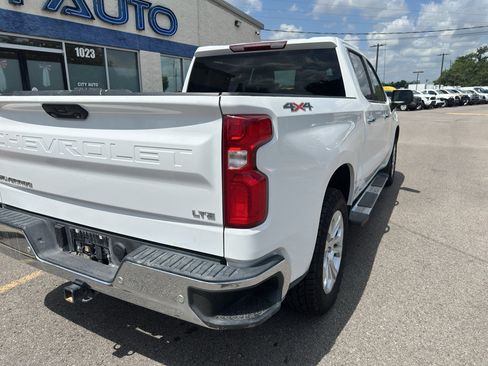 Used 2023 Chevrolet Silverado 1500 LTZ AWD/4WD image 4