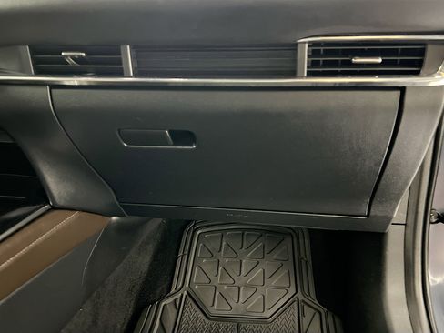 Used 2020 MAZDA CX-30 FWD w/ Premium Package image 35