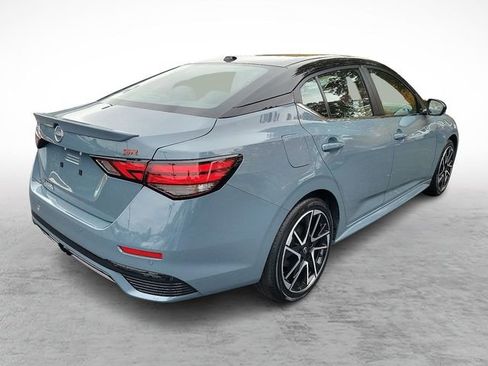 New 2025 Nissan Sentra SR w/ SR Premium Package image 4