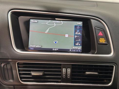 Used 2016 Audi Q5 2.0T Premium Plus w/ Technology Package image 17