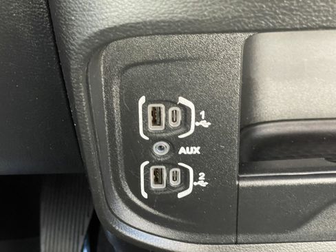 Used 2024 RAM 3500 Big Horn image 25