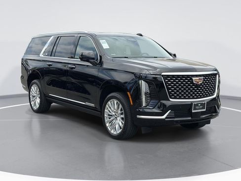 Certified 2026 Cadillac Escalade ESV Luxury AWD/4WD image 1