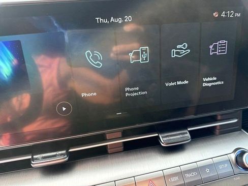 Used 2025 Hyundai Kona SEL AWD/4WD image 9
