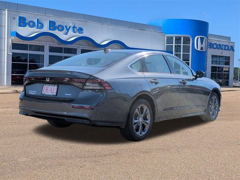 New 2025 Honda Accord EX-L image 5