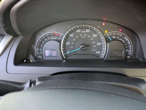 Used 2012 Toyota Camry LE image 15