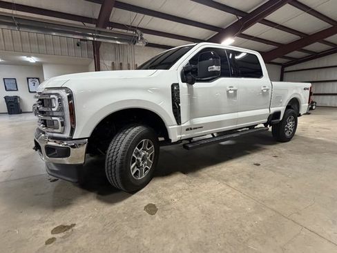 Used 2024 Ford F250 Lariat image 4