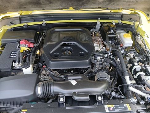 Used 2023 Jeep Wrangler Unlimited Sport AWD/4WD image 23
