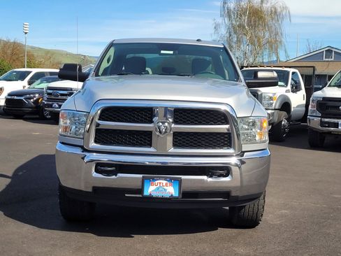 Used 2018 RAM 2500 Tradesman w/ Chrome Appearance Group AWD/4WD image 2