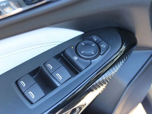 New 2026 Chevrolet Trax LT image 22