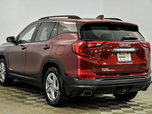 Used 2019 GMC Terrain SLE w/ Driver Convenience Package image 5