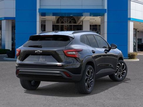 New 2026 Chevrolet Trax RS image 4
