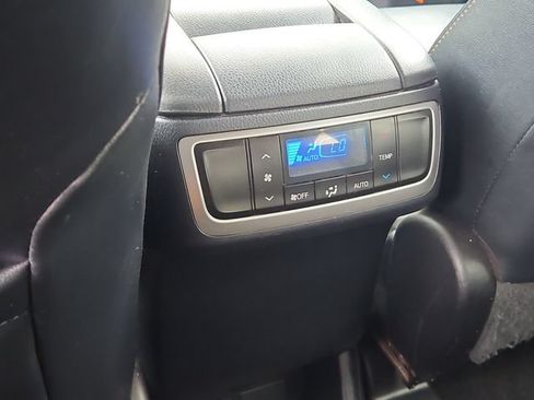 Used 2016 Toyota Highlander Limited AWD/4WD image 14