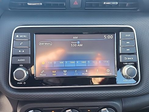 Used 2025 Nissan Kicks Play S image 25