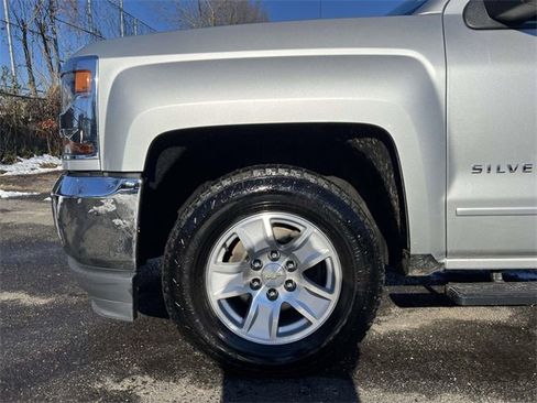 Used 2018 Chevrolet Silverado 1500 LT w/ All Star Edition image 7