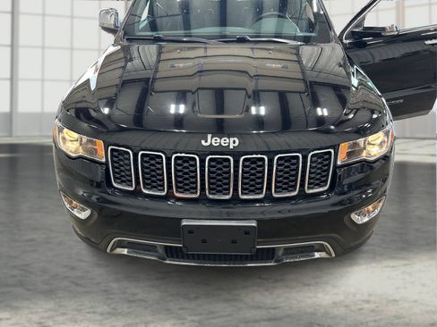 Used 2017 Jeep Grand Cherokee Limited AWD/4WD image 21