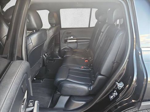 Used 2023 Mercedes-Benz EQB 300 4MATIC image 19