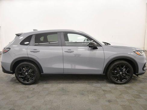 Certified 2023 Honda HR-V Sport image 9