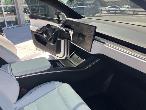 Used 2022 Tesla Model X Plaid AWD/4WD image 20