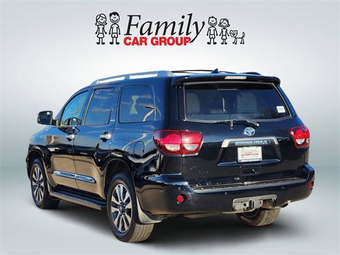 Used 2020 Toyota Sequoia Limited image 3