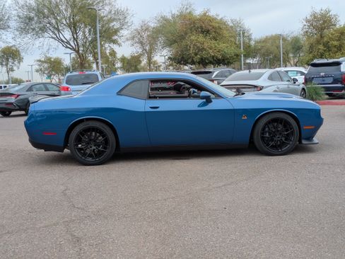 Used 2023 Dodge Challenger R/T Scat Pack image 2