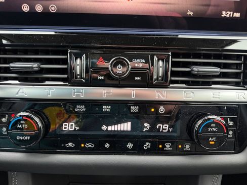 New 2026 Nissan Pathfinder Platinum w/ Cargo Package image 28