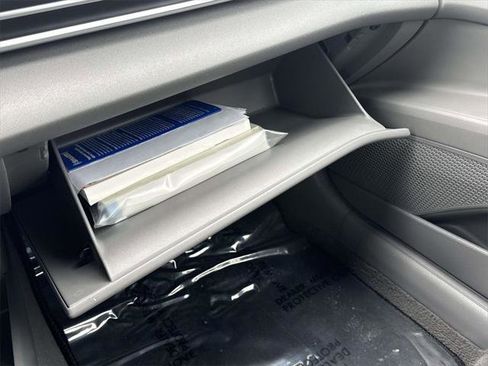 Used 2023 Hyundai Elantra SEL w/ Convenience Package image 31