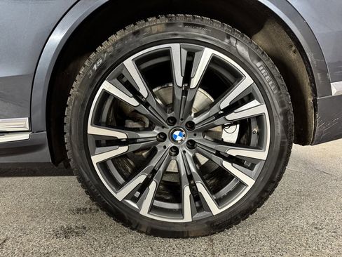 Used 2019 BMW X7 xDrive40i w/ Premium Package image 16