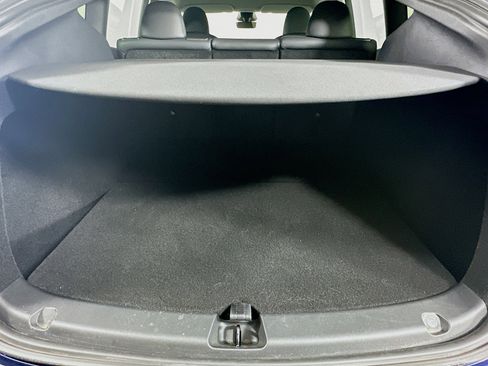 Used 2024 Tesla Model Y Long Range image 28