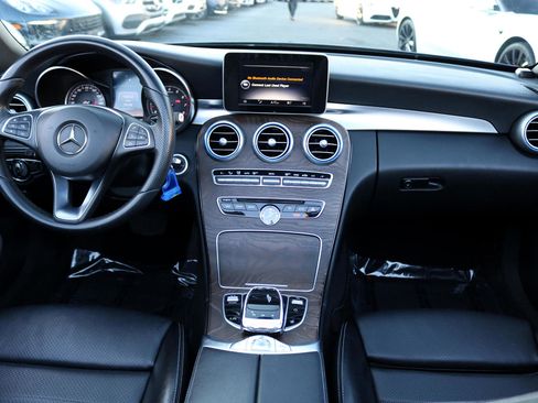 Used 2017 Mercedes-Benz C 300 Cabriolet image 39