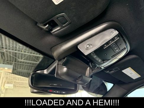 Used 2022 Dodge Durango R/T w/ Blacktop Package AWD/4WD image 29