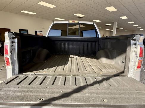 Used 2013 Ford F150 Lariat w/ Mid Equipment Group RWD image 9