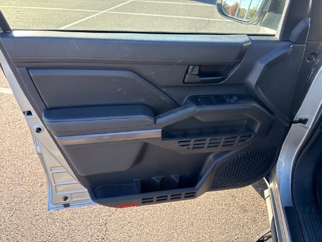 Used 2024 Toyota Tacoma SR5 AWD/4WD image 24