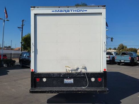 Certified 2019 Ford E-350 and Econoline 350 Super Duty RWD image 14